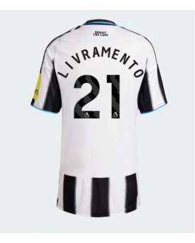 Newcastle United Tino Livramento #21 Maglia Gara Casa Repliche 2025-26 Donna Maniche Corte Newcastle United Tino Livramento #21 Maglia Gara Casa Repliche 2025-26 Donna Maniche Corte